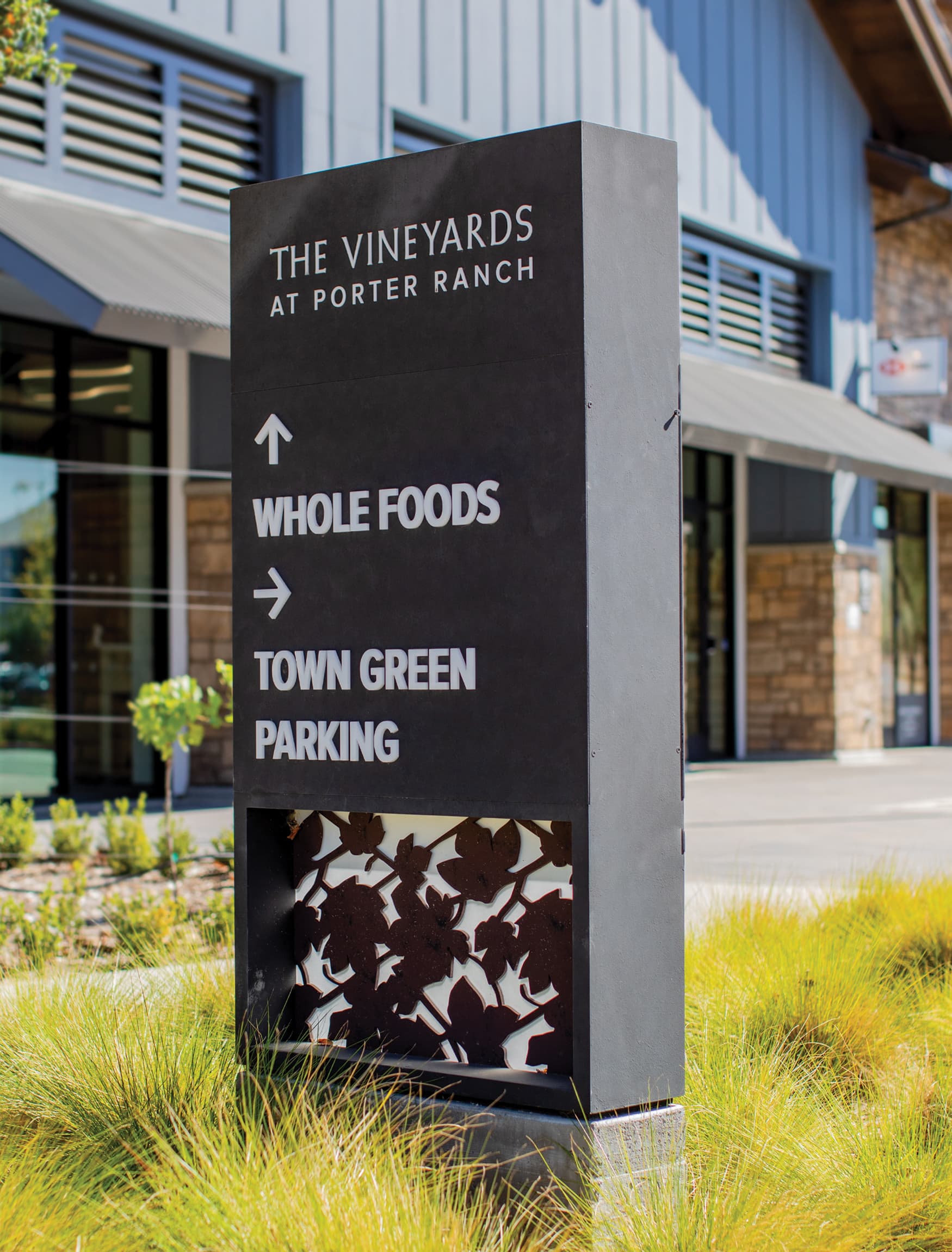 The Vineyard at Porter Ranch. Retail project vehicular directional wayfinding design.