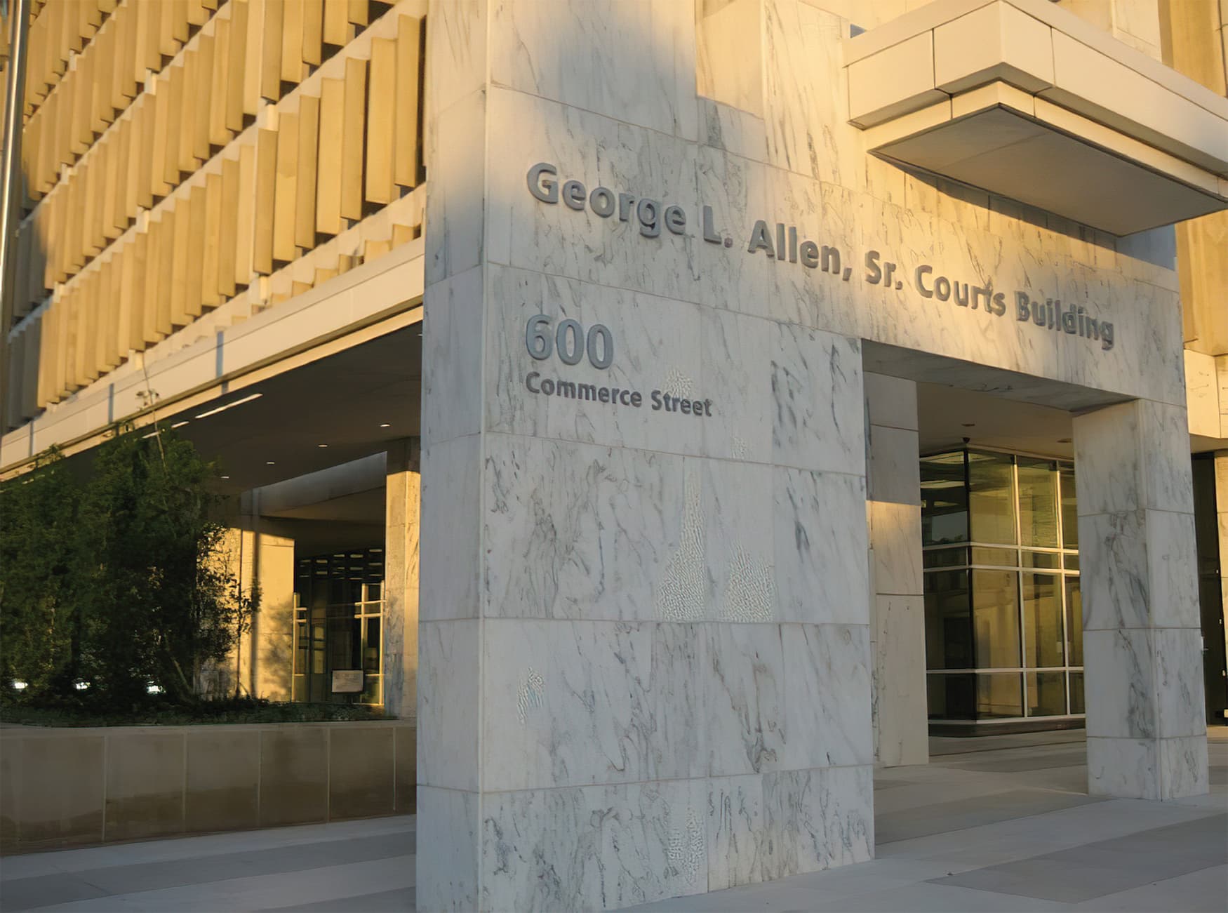George L. Allen Sr. Courts Building. Civic Design, Workplace Design. Dallas, Texas. Fascia Signage.