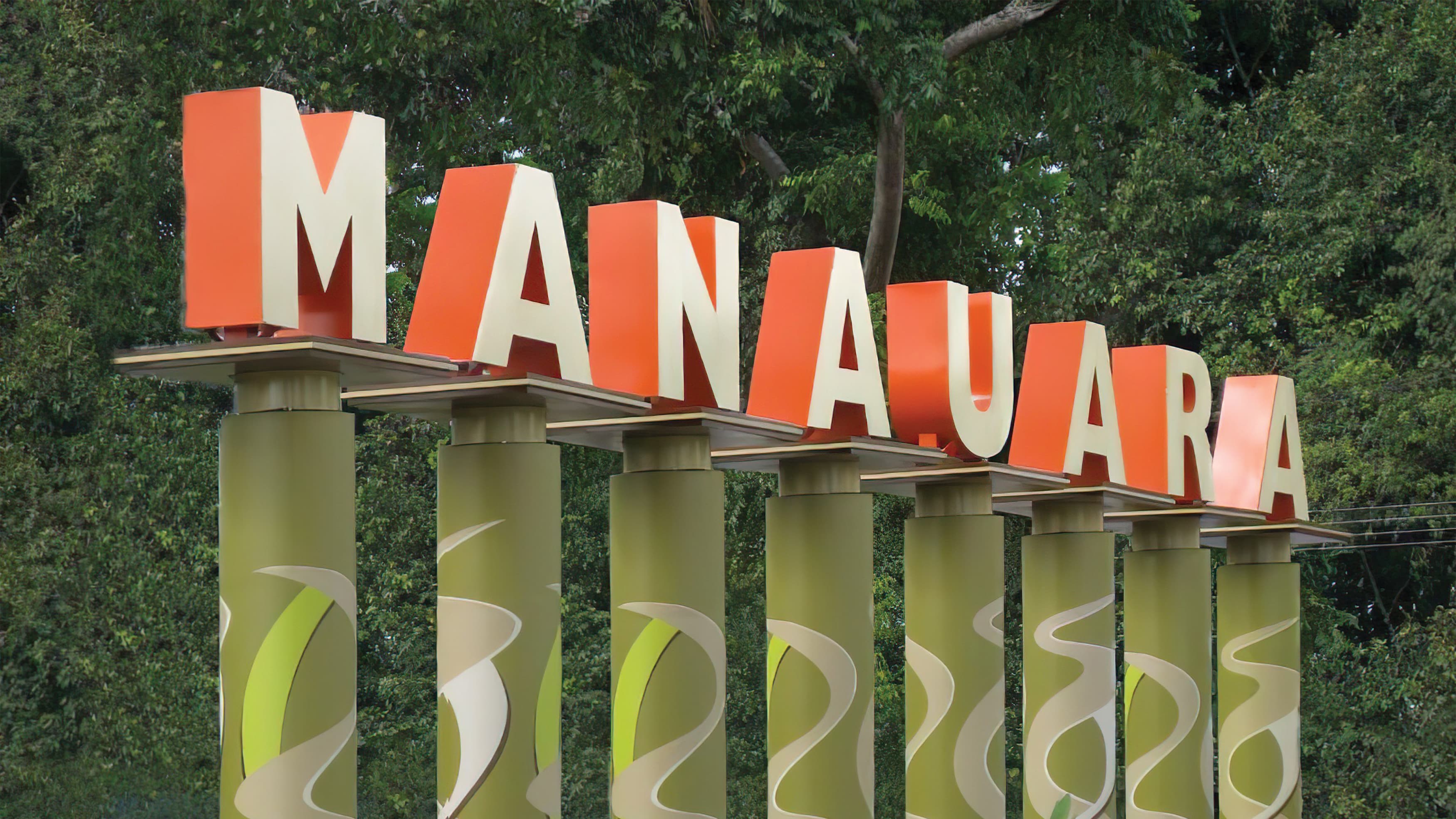 Manauara channel letters on individual pedestals integrated into landscape