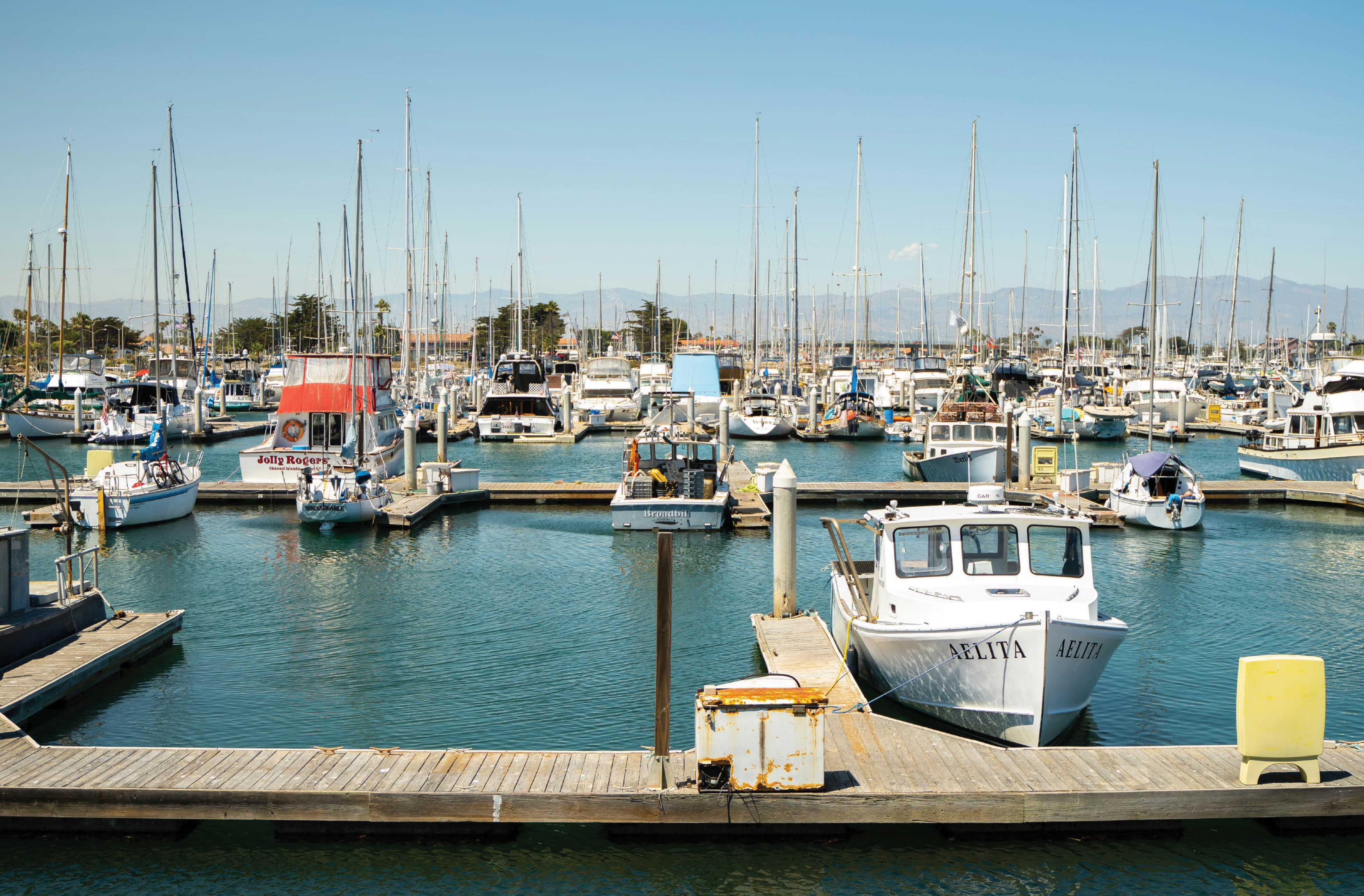 Image of the water and boats at the harbor of the Port of San Diego. 