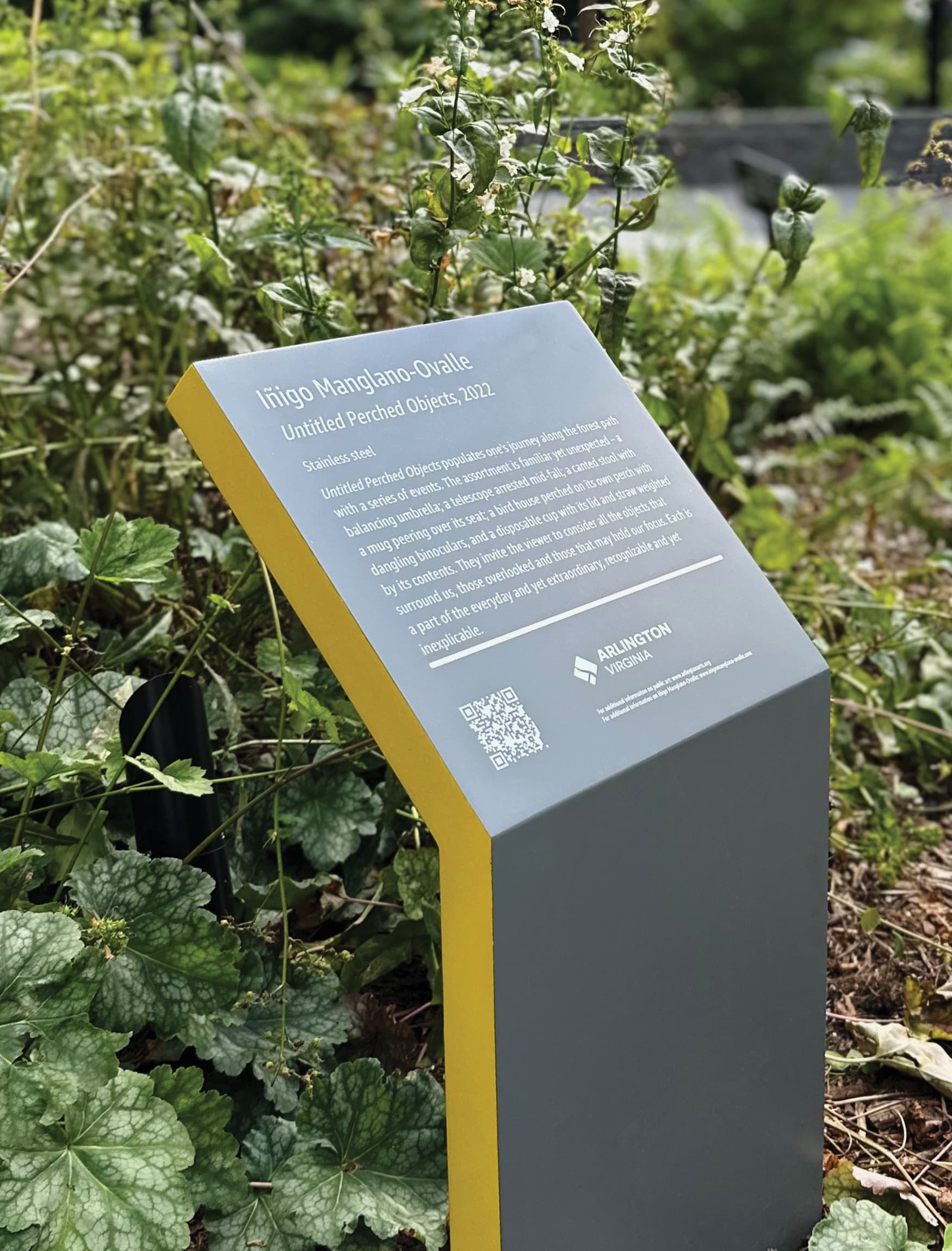 Central Green sign at Amazon's Met Park, marking the heart of the campus's lush green space. Discover the focal point for relaxation, outdoor activities, and community gatherings within this vibrant urban environment.